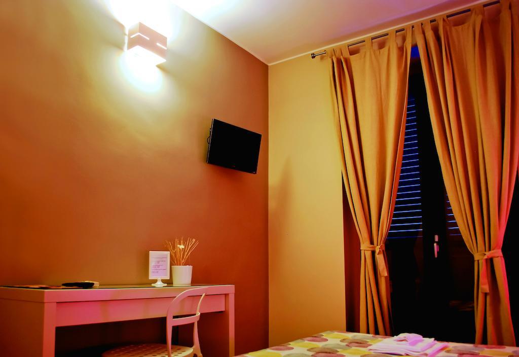 Bed And Breakfast Charming House 巴列塔 外观 照片